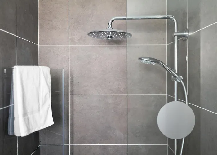 Serenity Waves 17 Λάρνακα